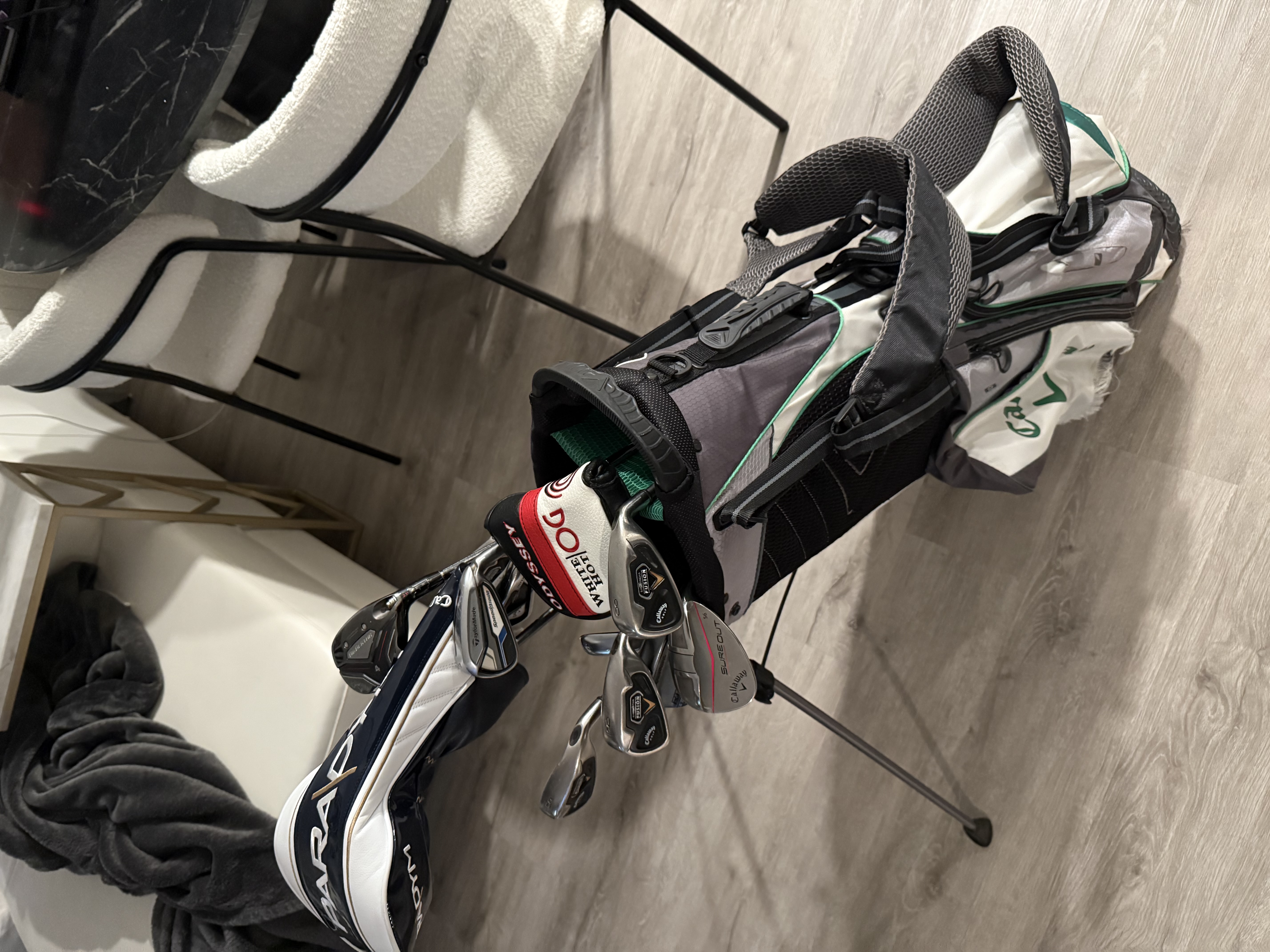 Full set - Calloway driver and irons and odyssey putter
